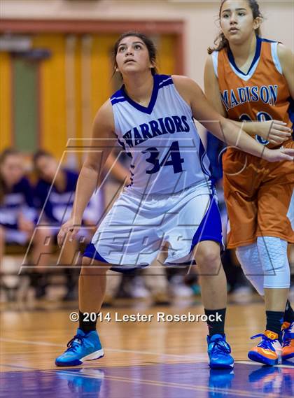 Thumbnail 3 in Madison vs Warren JV photogallery.