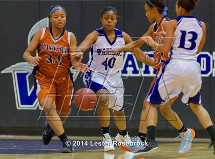 Thumbnail 3 in Madison vs Warren JV photogallery.