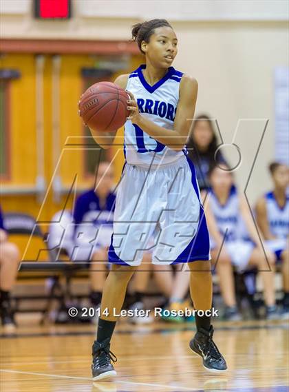 Thumbnail 3 in Madison vs Warren JV photogallery.