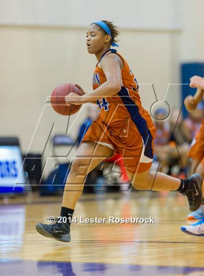 Thumbnail 2 in Madison vs Warren JV photogallery.