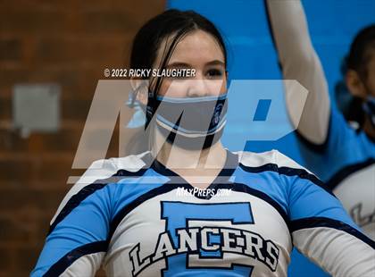 Thumbnail 2 in Belleville East @ Collinsville photogallery.