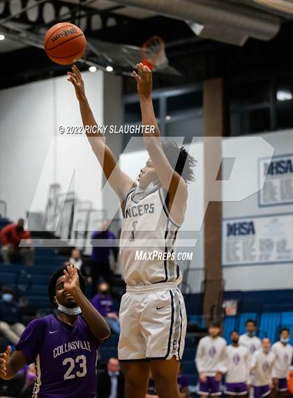 Thumbnail 3 in Belleville East @ Collinsville photogallery.