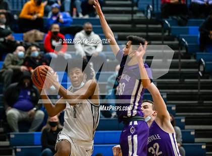 Thumbnail 1 in Belleville East @ Collinsville photogallery.