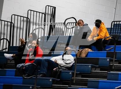 Thumbnail 2 in Belleville East @ Collinsville photogallery.
