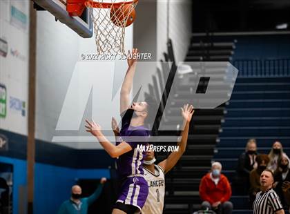 Thumbnail 2 in Belleville East @ Collinsville photogallery.