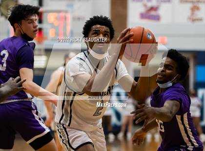 Thumbnail 1 in Belleville East @ Collinsville photogallery.