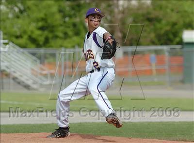 Thumbnail 2 in Old Lyme  vs. Career (CIAC Class S Quarterfinal) photogallery.