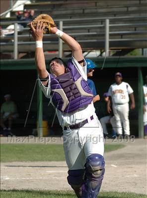 Thumbnail 2 in Old Lyme  vs. Career (CIAC Class S Quarterfinal) photogallery.