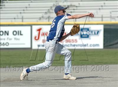 Thumbnail 3 in Old Lyme  vs. Career (CIAC Class S Quarterfinal) photogallery.