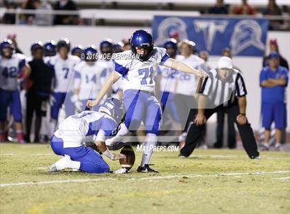 Thumbnail 1 in Frontier @ Bakersfield photogallery.