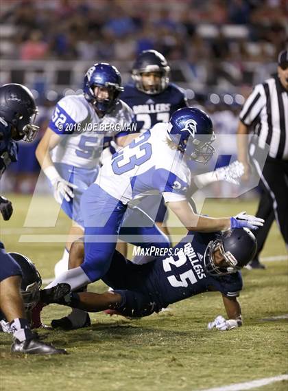 Thumbnail 2 in Frontier @ Bakersfield photogallery.