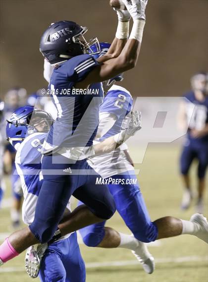 Thumbnail 3 in Frontier @ Bakersfield photogallery.
