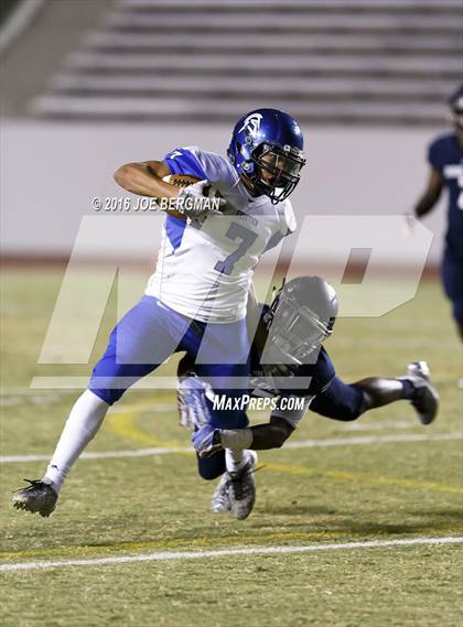 Thumbnail 2 in Frontier @ Bakersfield photogallery.