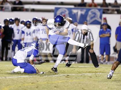 Thumbnail 3 in Frontier @ Bakersfield photogallery.