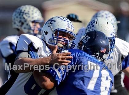 Thumbnail 3 in Hoosick Falls vs. Dobbs Ferry (NYSPHSAA Class C Semifinal) photogallery.
