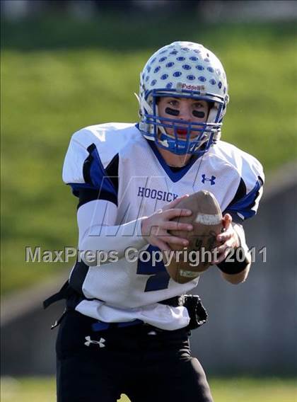 Thumbnail 3 in Hoosick Falls vs. Dobbs Ferry (NYSPHSAA Class C Semifinal) photogallery.