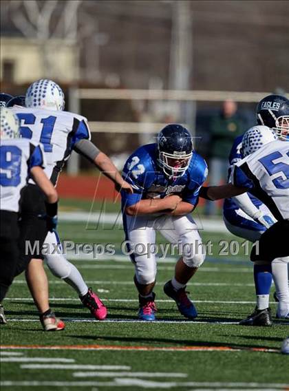 Thumbnail 2 in Hoosick Falls vs. Dobbs Ferry (NYSPHSAA Class C Semifinal) photogallery.