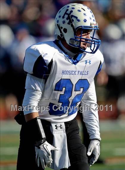 Thumbnail 3 in Hoosick Falls vs. Dobbs Ferry (NYSPHSAA Class C Semifinal) photogallery.