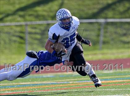 Thumbnail 1 in Hoosick Falls vs. Dobbs Ferry (NYSPHSAA Class C Semifinal) photogallery.