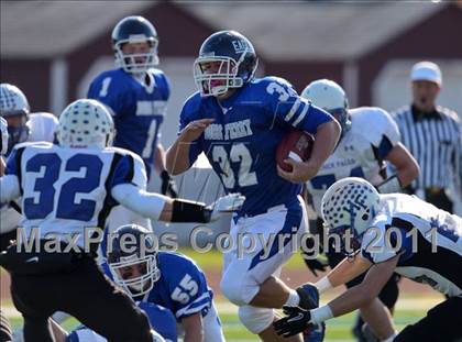 Thumbnail 1 in Hoosick Falls vs. Dobbs Ferry (NYSPHSAA Class C Semifinal) photogallery.