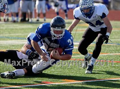 Thumbnail 2 in Hoosick Falls vs. Dobbs Ferry (NYSPHSAA Class C Semifinal) photogallery.
