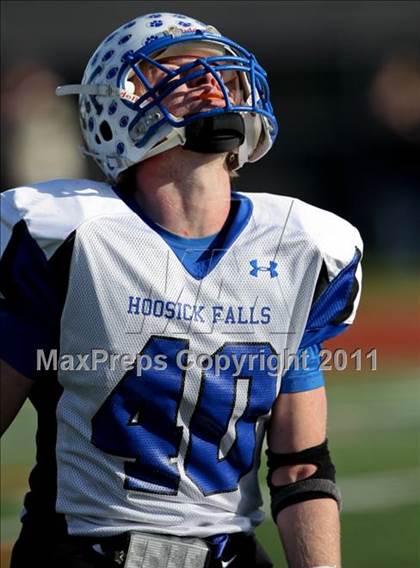 Thumbnail 1 in Hoosick Falls vs. Dobbs Ferry (NYSPHSAA Class C Semifinal) photogallery.