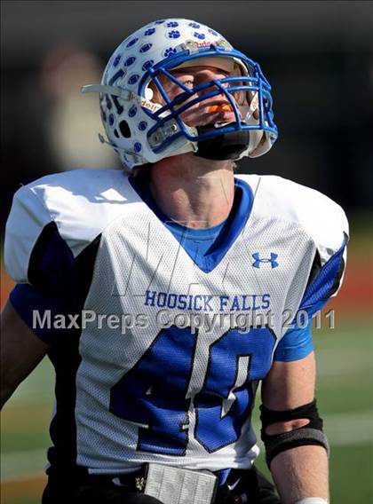 Thumbnail 2 in Hoosick Falls vs. Dobbs Ferry (NYSPHSAA Class C Semifinal) photogallery.
