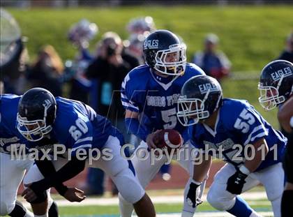 Thumbnail 3 in Hoosick Falls vs. Dobbs Ferry (NYSPHSAA Class C Semifinal) photogallery.