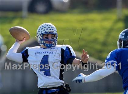 Thumbnail 3 in Hoosick Falls vs. Dobbs Ferry (NYSPHSAA Class C Semifinal) photogallery.