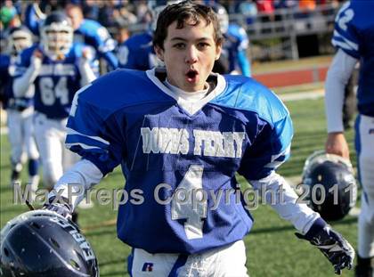 Thumbnail 1 in Hoosick Falls vs. Dobbs Ferry (NYSPHSAA Class C Semifinal) photogallery.