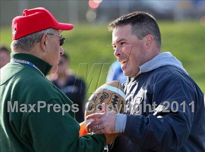 Thumbnail 2 in Hoosick Falls vs. Dobbs Ferry (NYSPHSAA Class C Semifinal) photogallery.