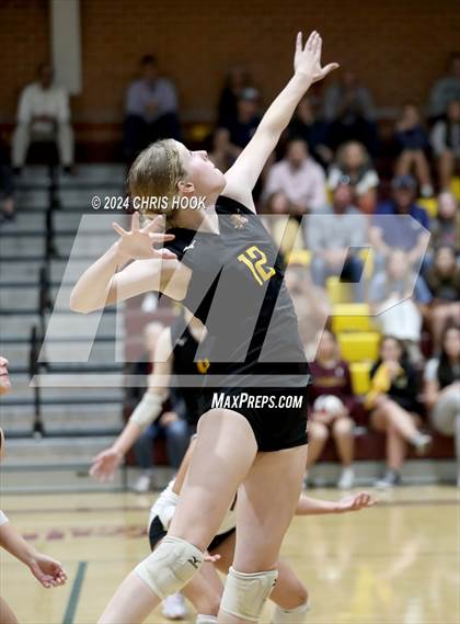 Thumbnail 3 in Estrella Foothills vs. Salpointe Catholic (AIA 4A Semifinal) photogallery.