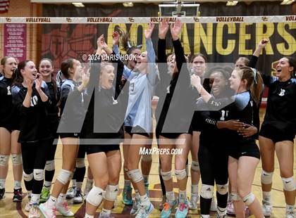 Thumbnail 1 in Estrella Foothills vs. Salpointe Catholic (AIA 4A Semifinal) photogallery.