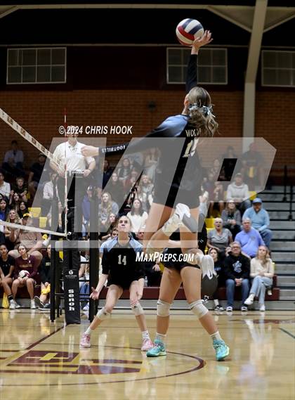 Thumbnail 3 in Estrella Foothills vs. Salpointe Catholic (AIA 4A Semifinal) photogallery.