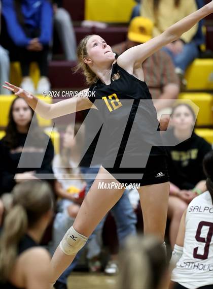 Thumbnail 3 in Estrella Foothills vs. Salpointe Catholic (AIA 4A Semifinal) photogallery.