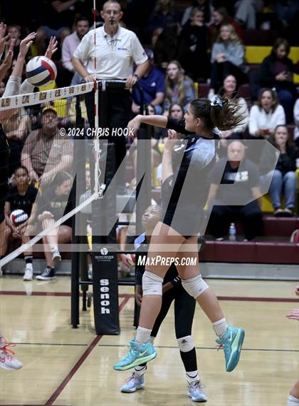 Thumbnail 1 in Estrella Foothills vs. Salpointe Catholic (AIA 4A Semifinal) photogallery.