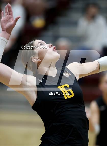 Thumbnail 3 in Estrella Foothills vs. Salpointe Catholic (AIA 4A Semifinal) photogallery.