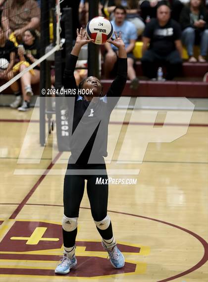 Thumbnail 1 in Estrella Foothills vs. Salpointe Catholic (AIA 4A Semifinal) photogallery.