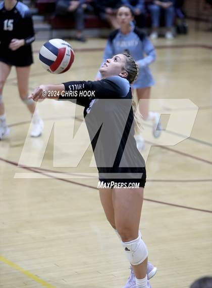 Thumbnail 1 in Estrella Foothills vs. Salpointe Catholic (AIA 4A Semifinal) photogallery.