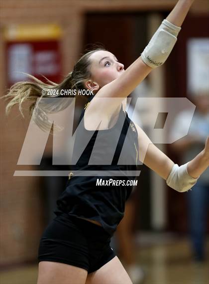 Thumbnail 2 in Estrella Foothills vs. Salpointe Catholic (AIA 4A Semifinal) photogallery.
