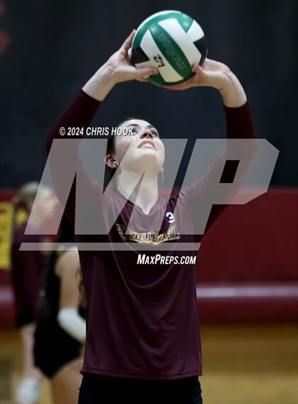 Thumbnail 3 in Estrella Foothills vs. Salpointe Catholic (AIA 4A Semifinal) photogallery.