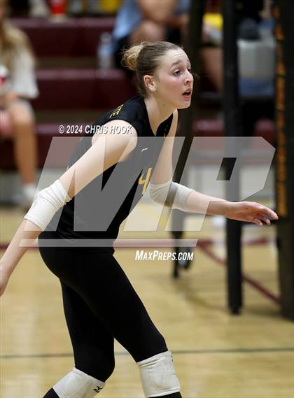 Thumbnail 3 in Estrella Foothills vs. Salpointe Catholic (AIA 4A Semifinal) photogallery.
