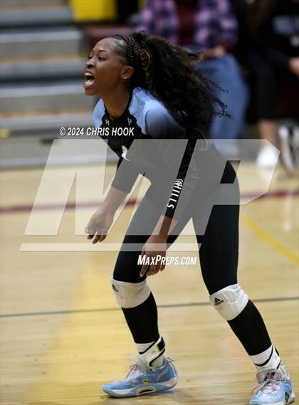 Thumbnail 3 in Estrella Foothills vs. Salpointe Catholic (AIA 4A Semifinal) photogallery.