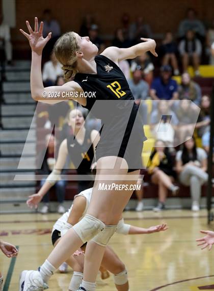 Thumbnail 1 in Estrella Foothills vs. Salpointe Catholic (AIA 4A Semifinal) photogallery.