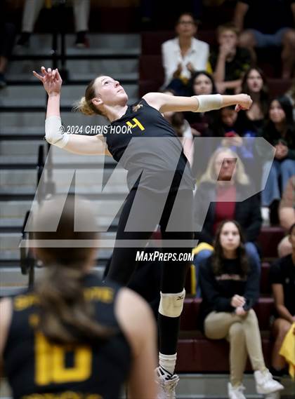Thumbnail 3 in Estrella Foothills vs. Salpointe Catholic (AIA 4A Semifinal) photogallery.