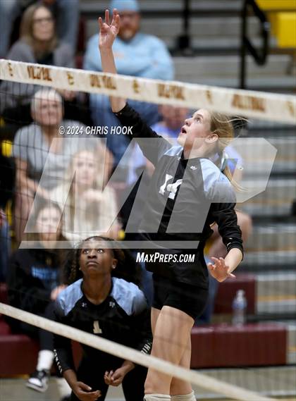 Thumbnail 2 in Estrella Foothills vs. Salpointe Catholic (AIA 4A Semifinal) photogallery.