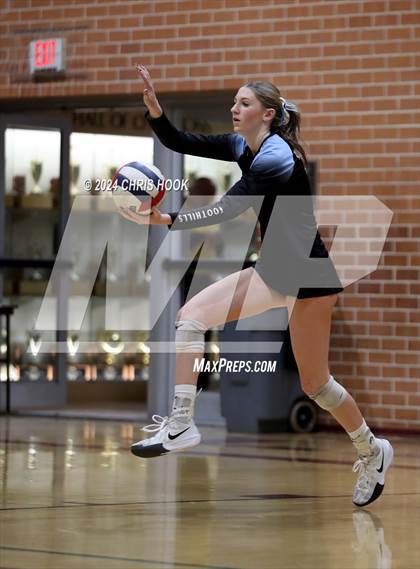 Thumbnail 3 in Estrella Foothills vs. Salpointe Catholic (AIA 4A Semifinal) photogallery.