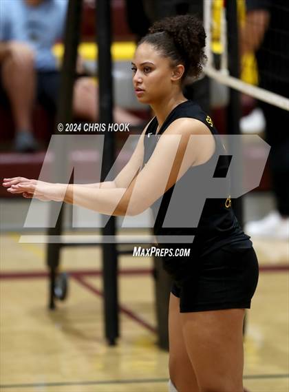 Thumbnail 3 in Estrella Foothills vs. Salpointe Catholic (AIA 4A Semifinal) photogallery.