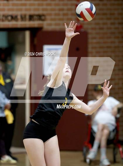 Thumbnail 2 in Estrella Foothills vs. Salpointe Catholic (AIA 4A Semifinal) photogallery.
