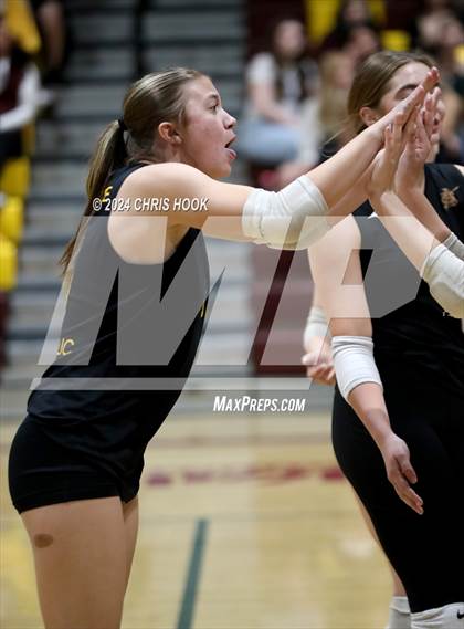 Thumbnail 1 in Estrella Foothills vs. Salpointe Catholic (AIA 4A Semifinal) photogallery.